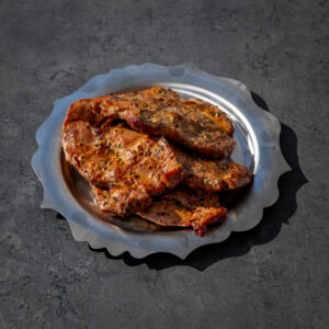 Karkówka z karmionej jabłkami wieprzowiny Duroc marynowana w chimichurri
